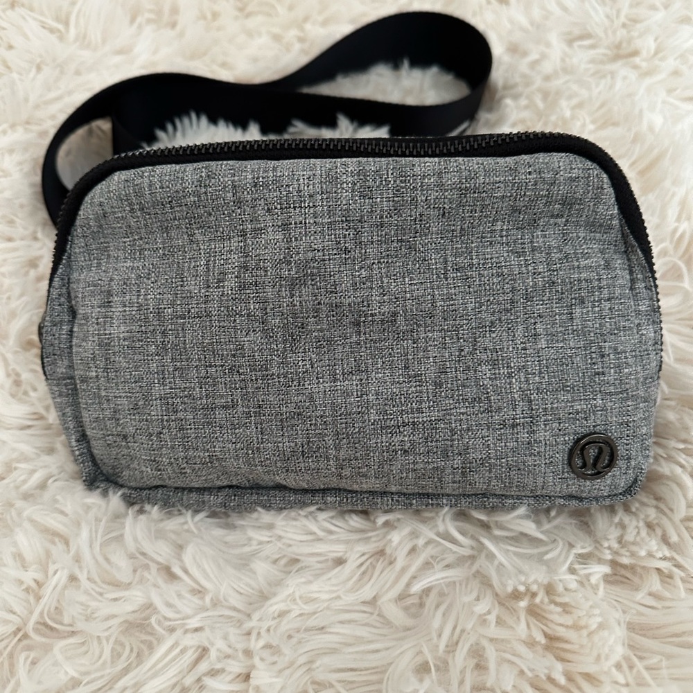 Lululemon Everyday Belt Bag
